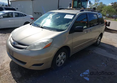 2008 Toyota Sienna Le z USA, uszkodzony, nr VIN 5TDZK23C48S183690